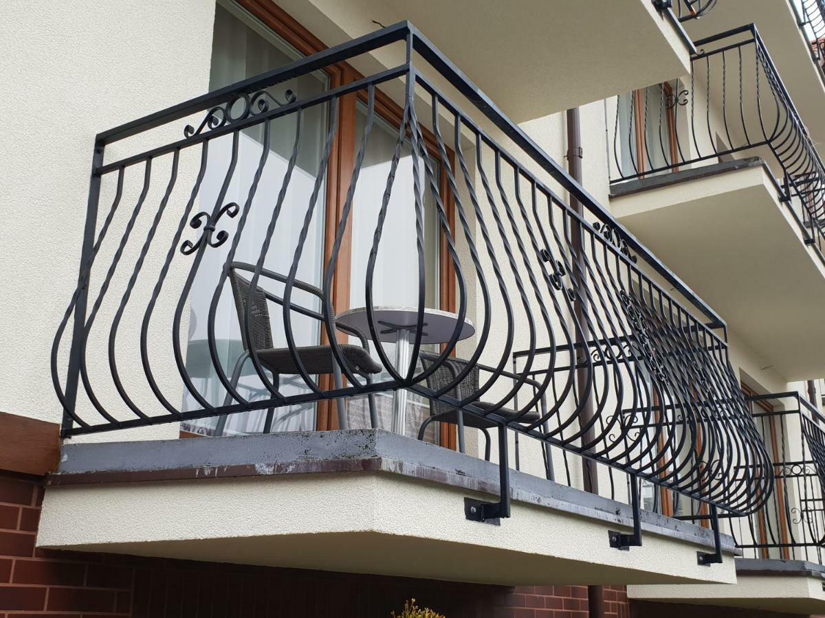 Апартаменти Dom Jastrzebia Z Basenem I Jacuzzi Ястшембя-Гура Екстер'єр фото